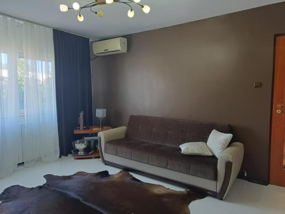 Apartament Grati'S House Konstanca Zewnętrze zdjęcie
