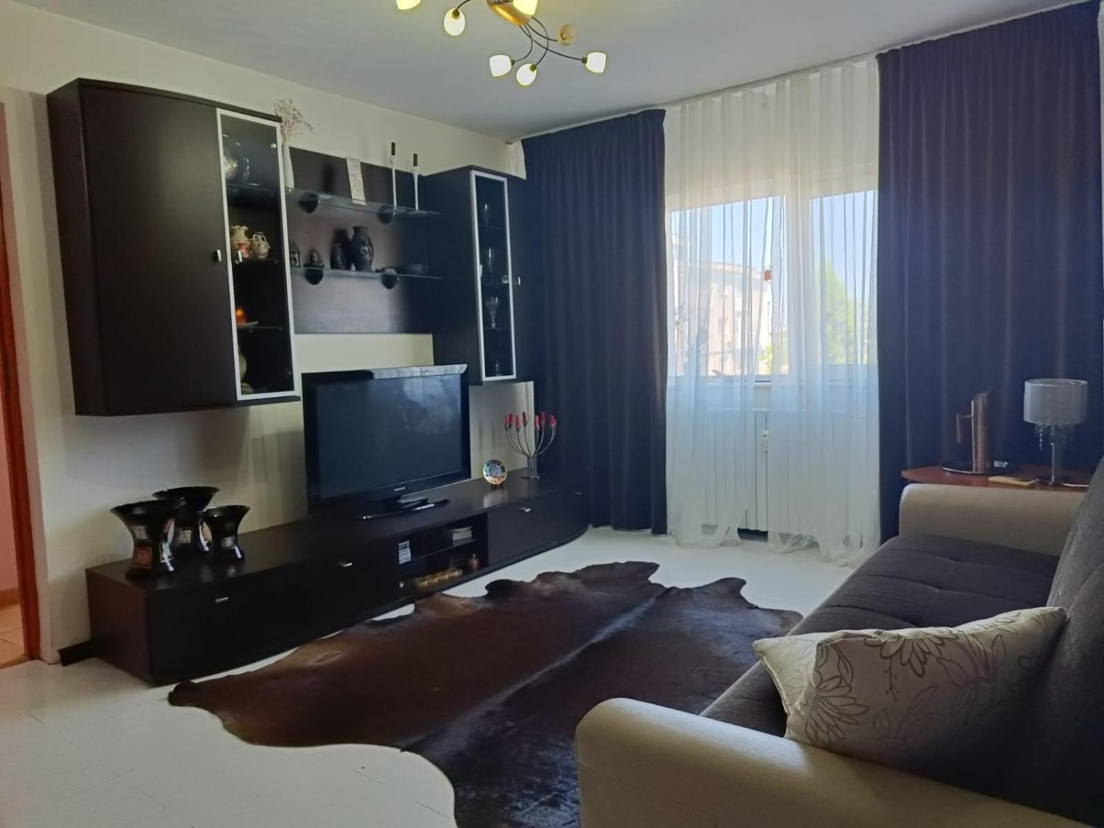 Apartament Grati'S House Konstanca Zewnętrze zdjęcie